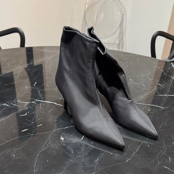 Theory Black Pointed Toe Ankle Boots - Picture 6 of 6